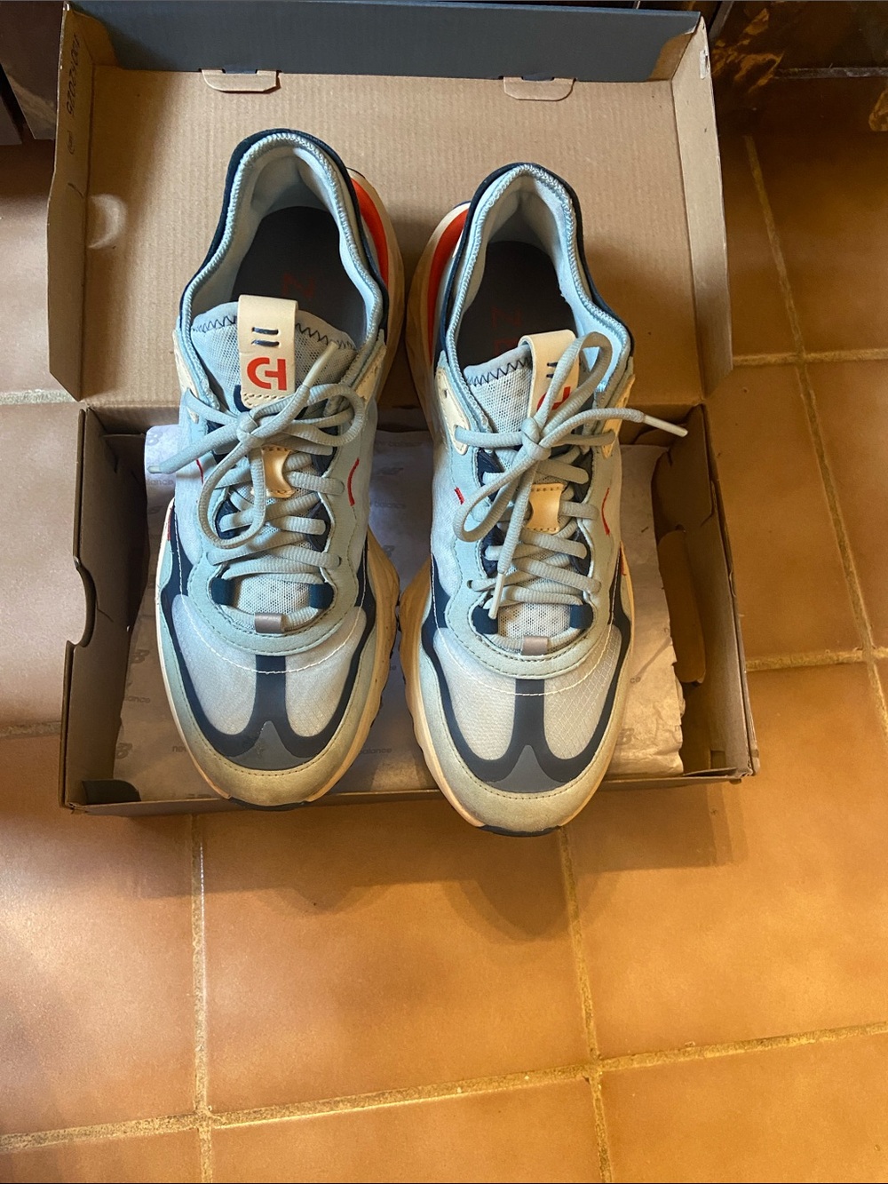 Cole Haan Zero ground  Blue, Navy & Orange Retro Runner Sneakers men’s size 8.